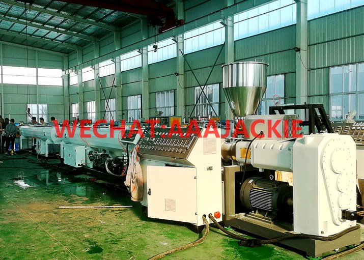 Extruder Pipa PVC