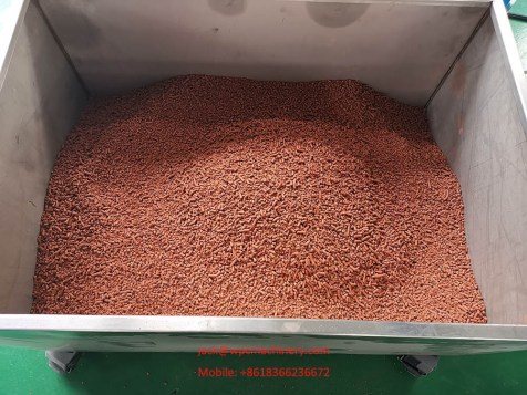 wasted wood plastic granulating machine