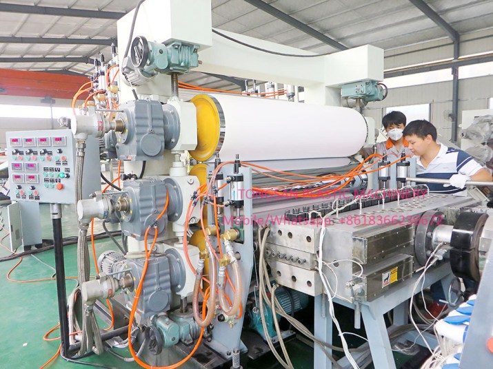 PVC sheet extrusion machine