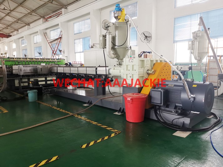 corrugted plastic sheet extruder machine