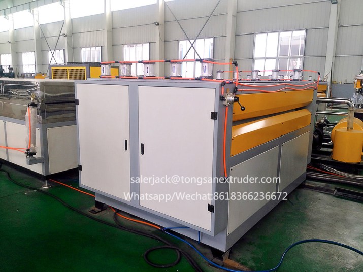 PP corrugated sheet making machine