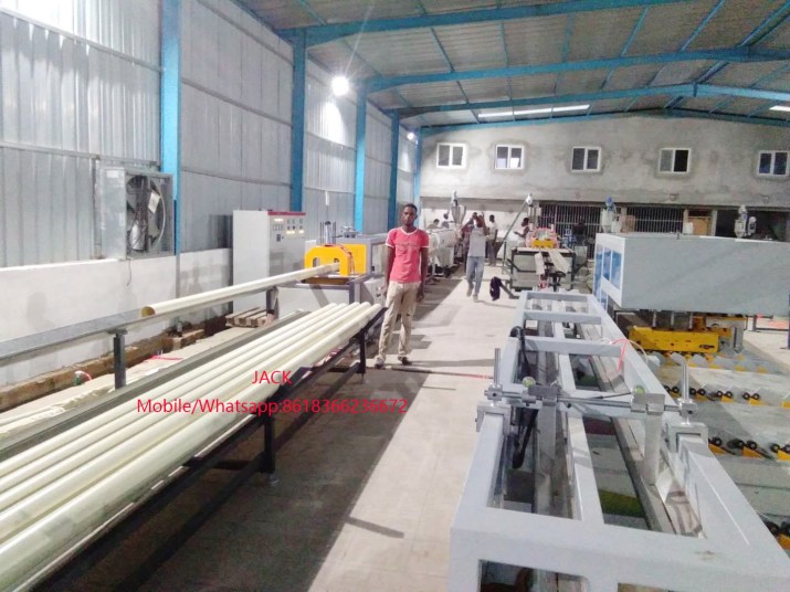 Ligne de extrusion de tuyau en PVC