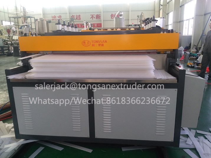 PP hollow sheet making machine