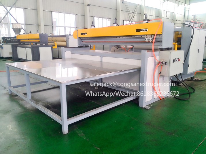 plastic hollow sheet machine