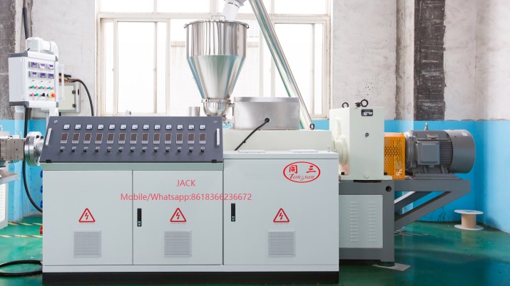 extrudeuse tuyau pvc