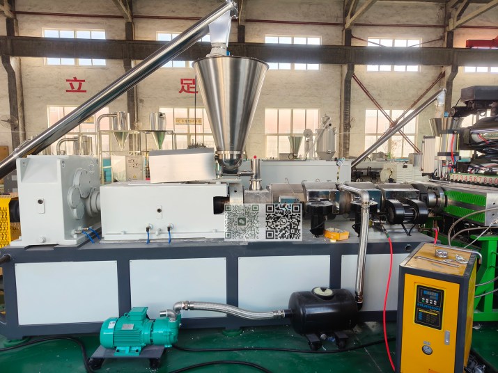 PVC  foam sheet extruder