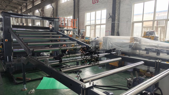 HDPE sheet extrusion line