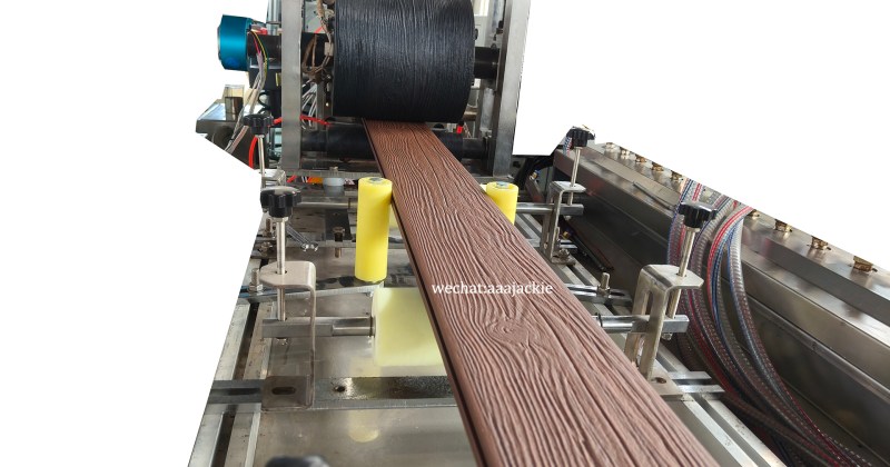 WPC extrusion machine