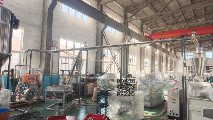 Automatic WPC Extrusion Machine