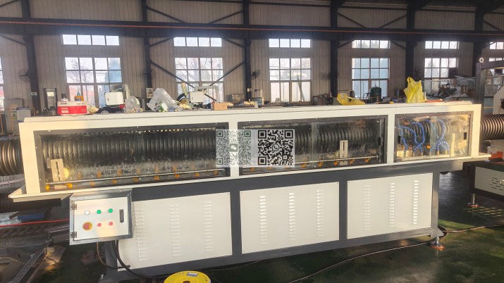 HDPE double wall corrugated pipe production line