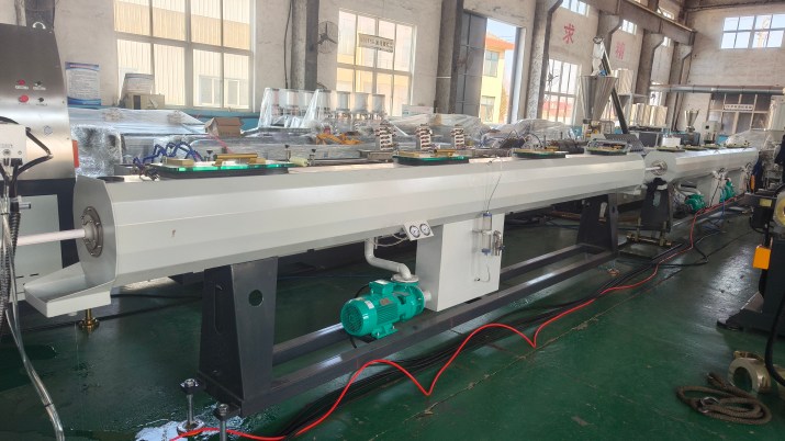 Ligne d'extrusion de tuyaux PPR
