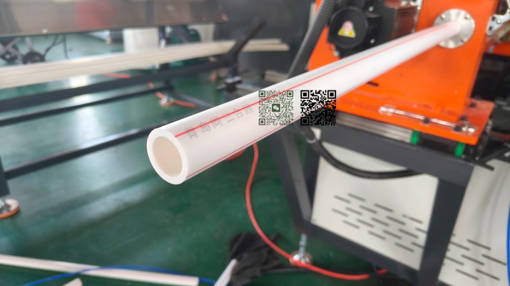 Machine de production de tubes PPR
