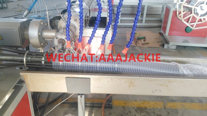 Máy sản xuất ống Gân Nhựa
