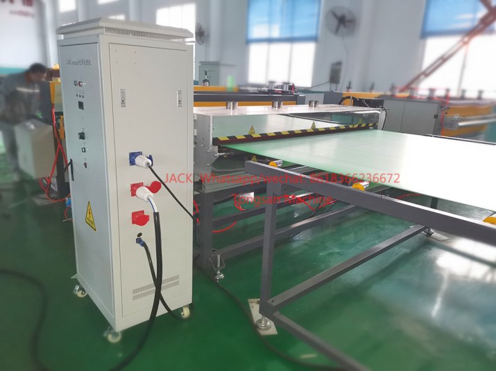 Pp hollow sheet Corona treating 