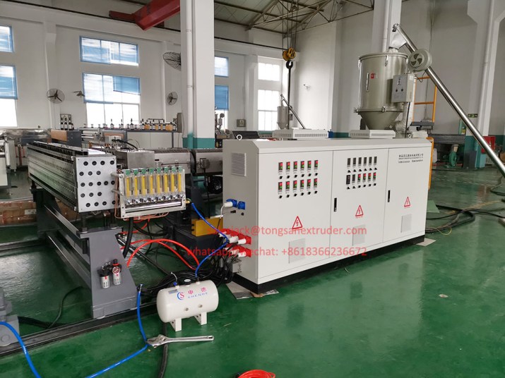 PP flute board extruder