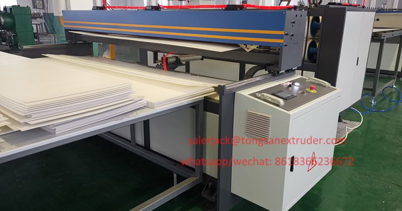 PP flute board cutting machine