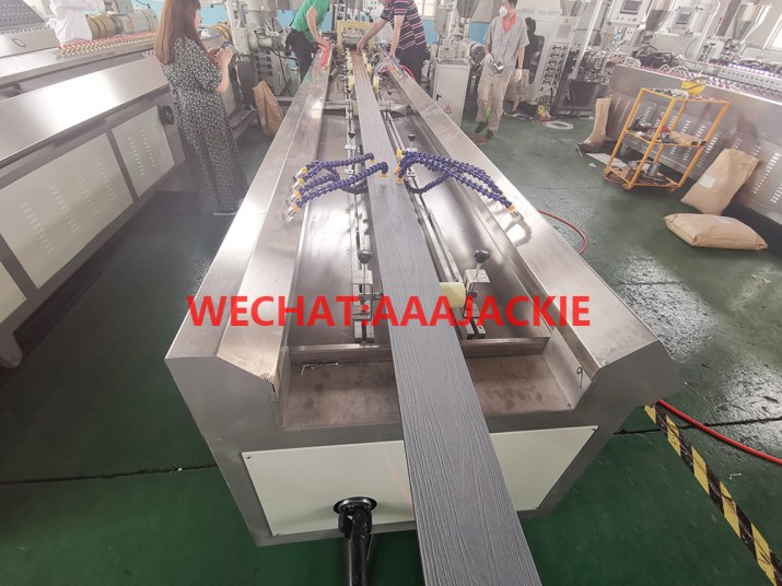 Dây chuyền sản xuất Sàn ngoài trời WPC