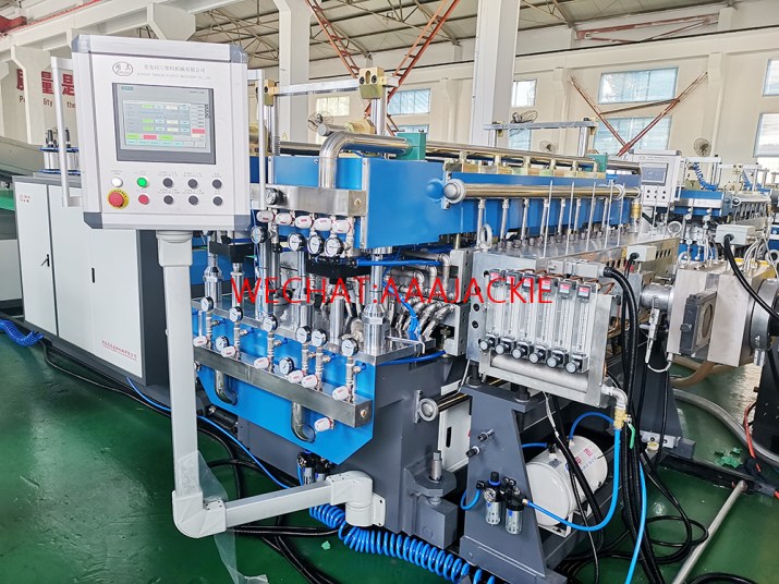 twinwall plastic sheet machine