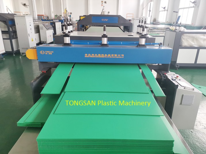 PP Hollow Corrugated Sheet Machine