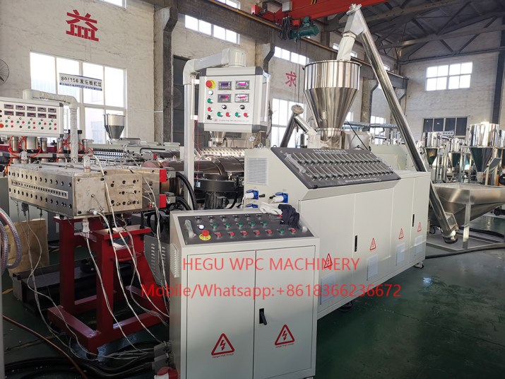 extrudeuse de panneau de porte PVC WPC