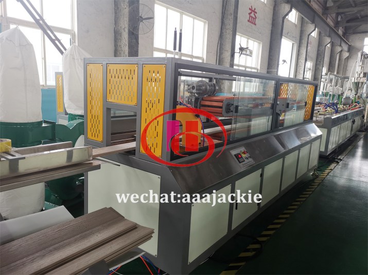 plastic decking extrusion line 