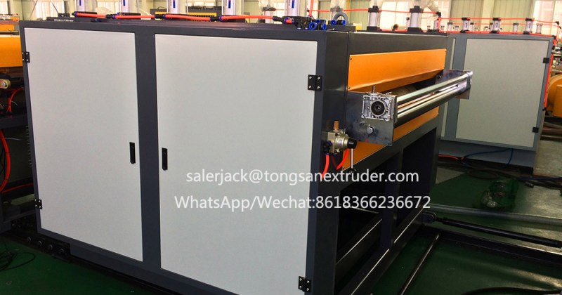 PP hollow sheet extrusion machine