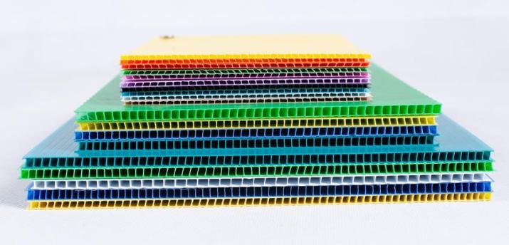  lembaran plastik corrugated