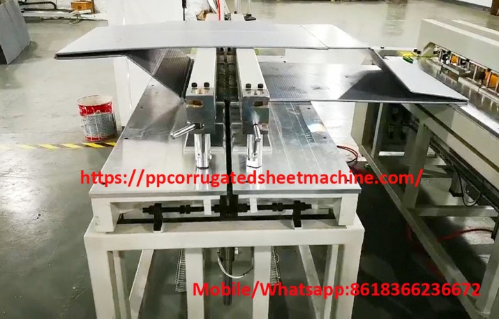 PP Hollow Sheet Welding Machine