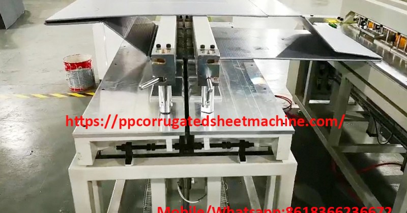 PP Hollow Sheet Welding Machine