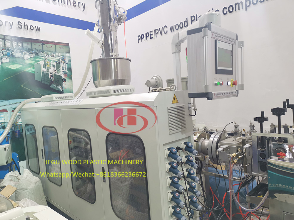 WPC Decking Extruder